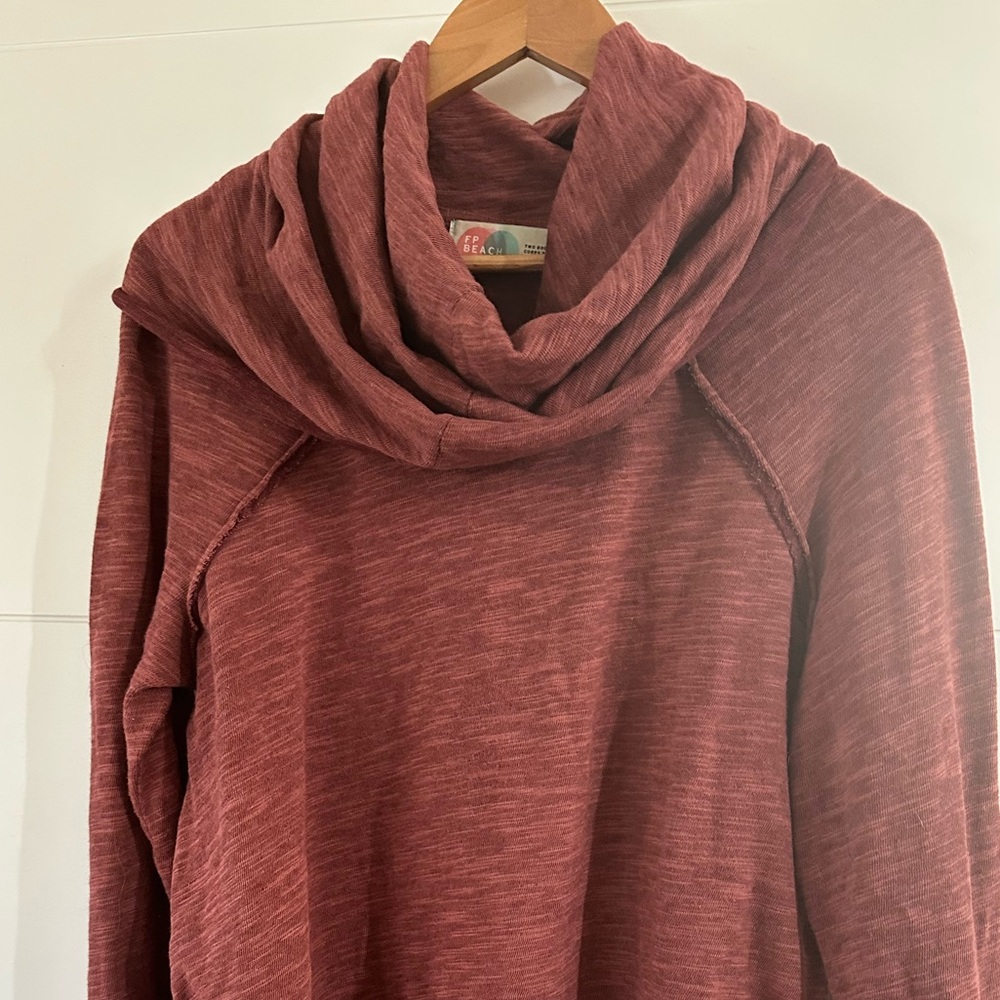 Women's Cozy Cowl Neck Sweater - Red
